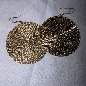 Elegant Gold Woven Earrings